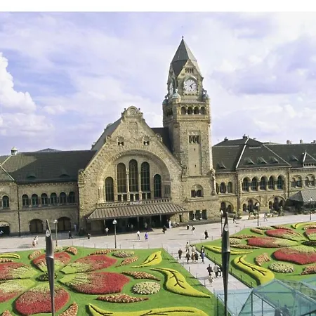 Апартаменты Serenity Resident Maison Gare Av Foch *