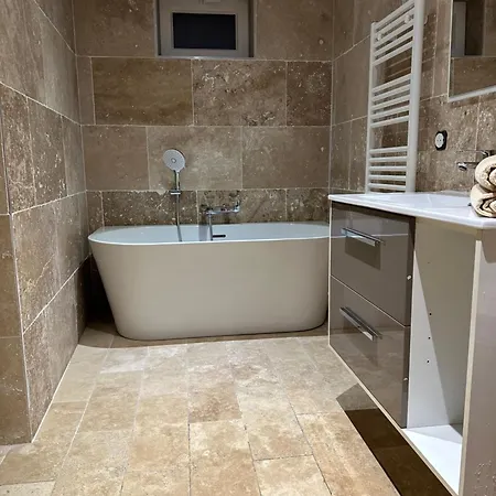 Serenity Resident Maison Gare Av Foch *