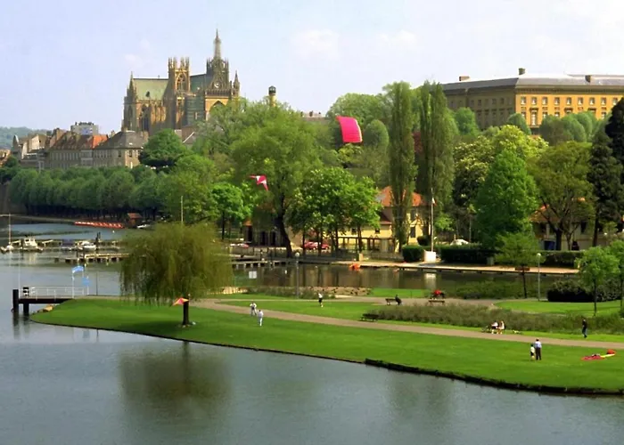 Serenity Resident Maison Gare Av Foch